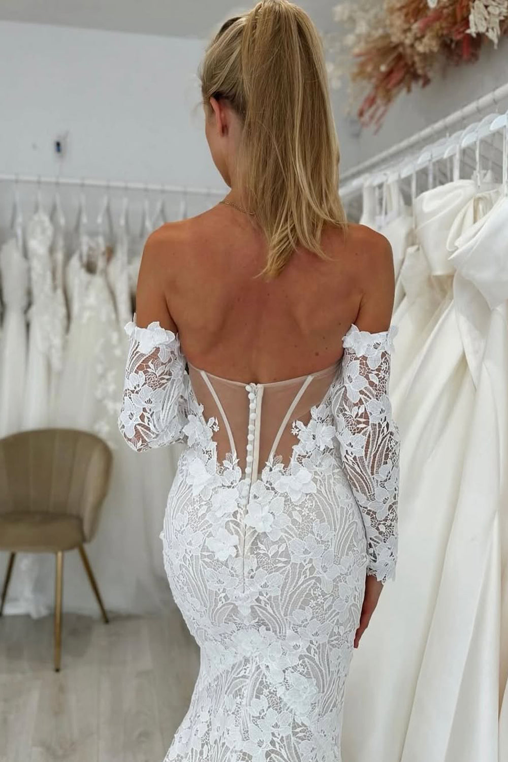 Graceful Mermaid Lace Long Wedding Dresses Gown with Appliques HS829