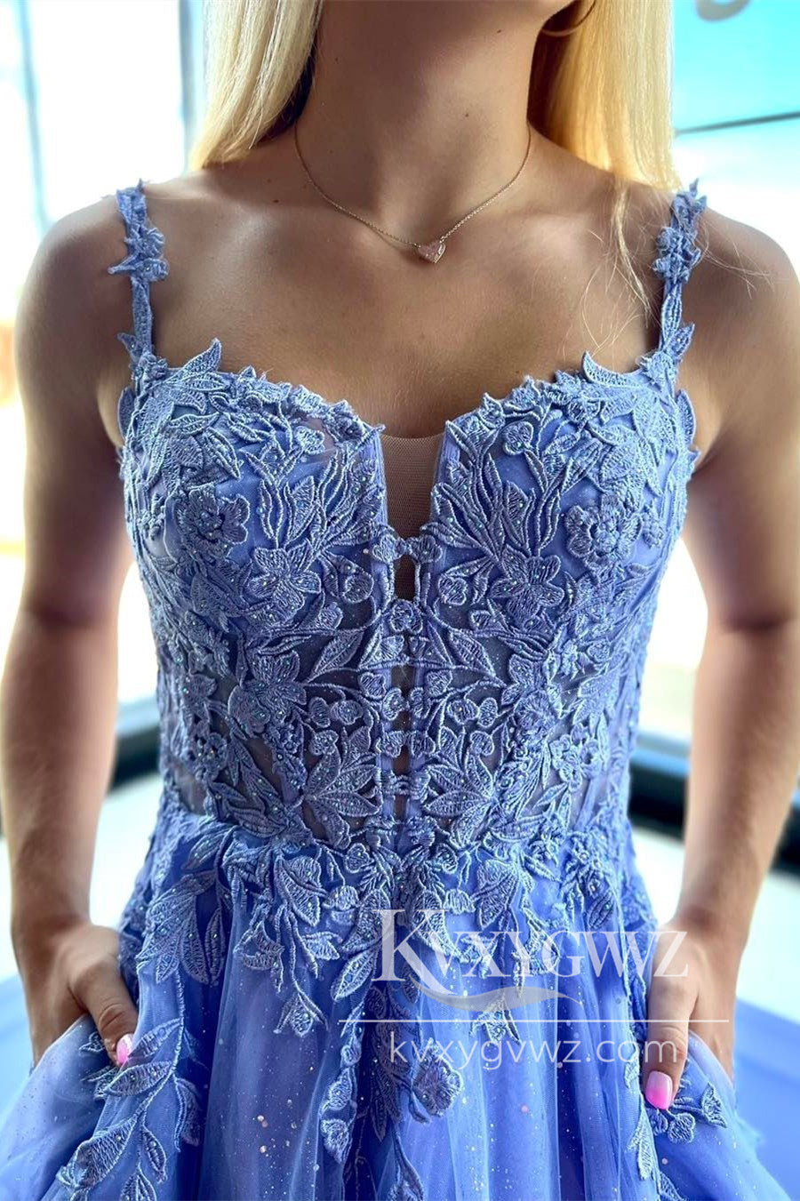 A-Line Sweetheart Lavender Evening Gown Tulle Appliques Long Prom Dress LF1000