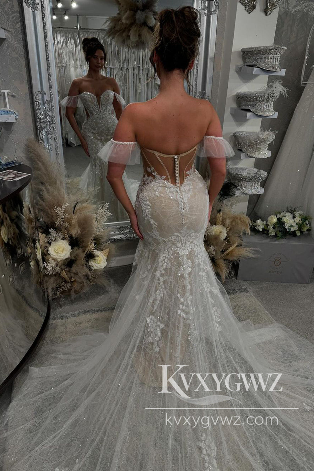 Romantic Mermaid Off the Shoulder Lace Tulle Wedding Dresses Gown with Appliques HS1042