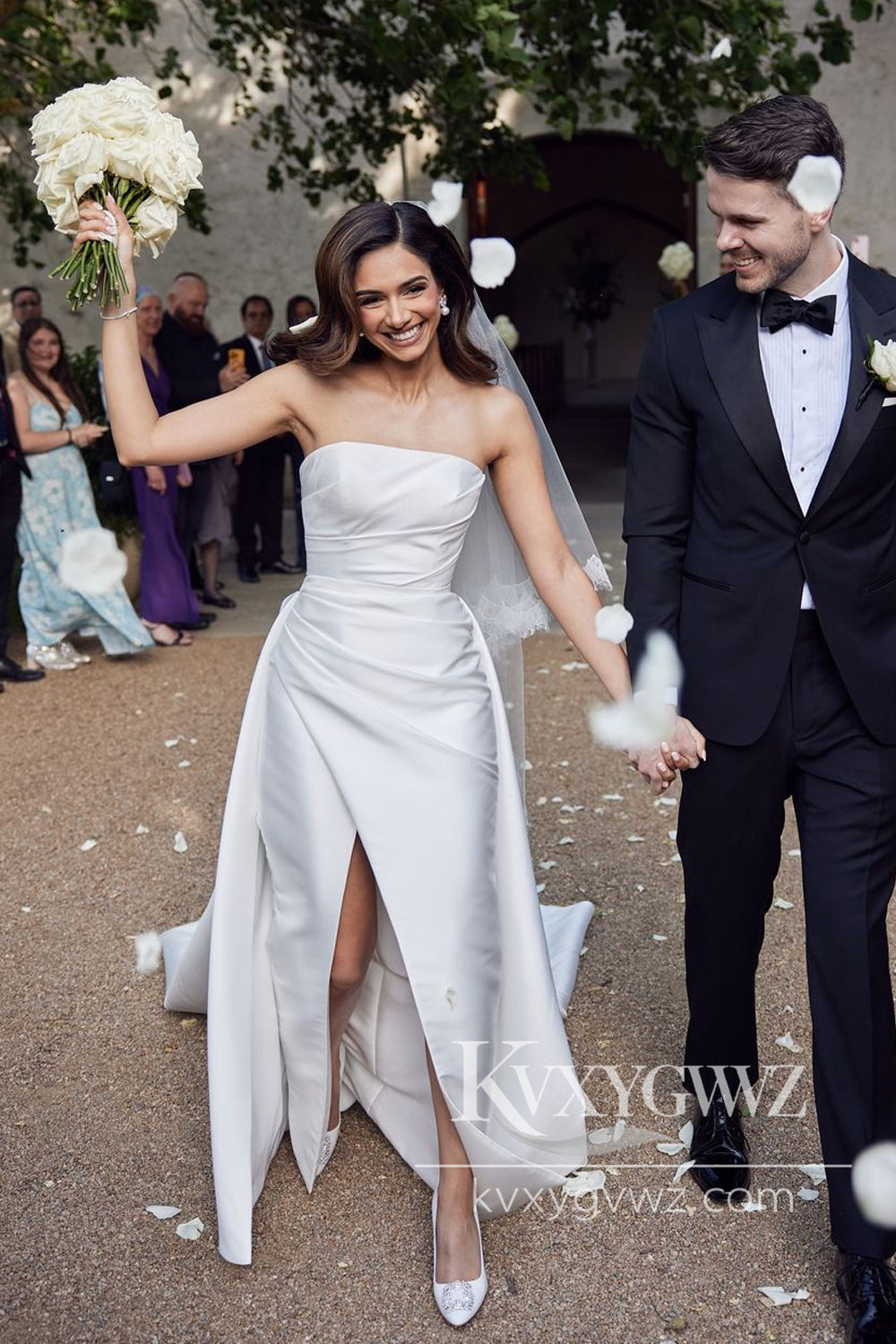 Fashion Mermaid Strapless White Pleat Satin Wedding Dresses Gown with Slit HS1045