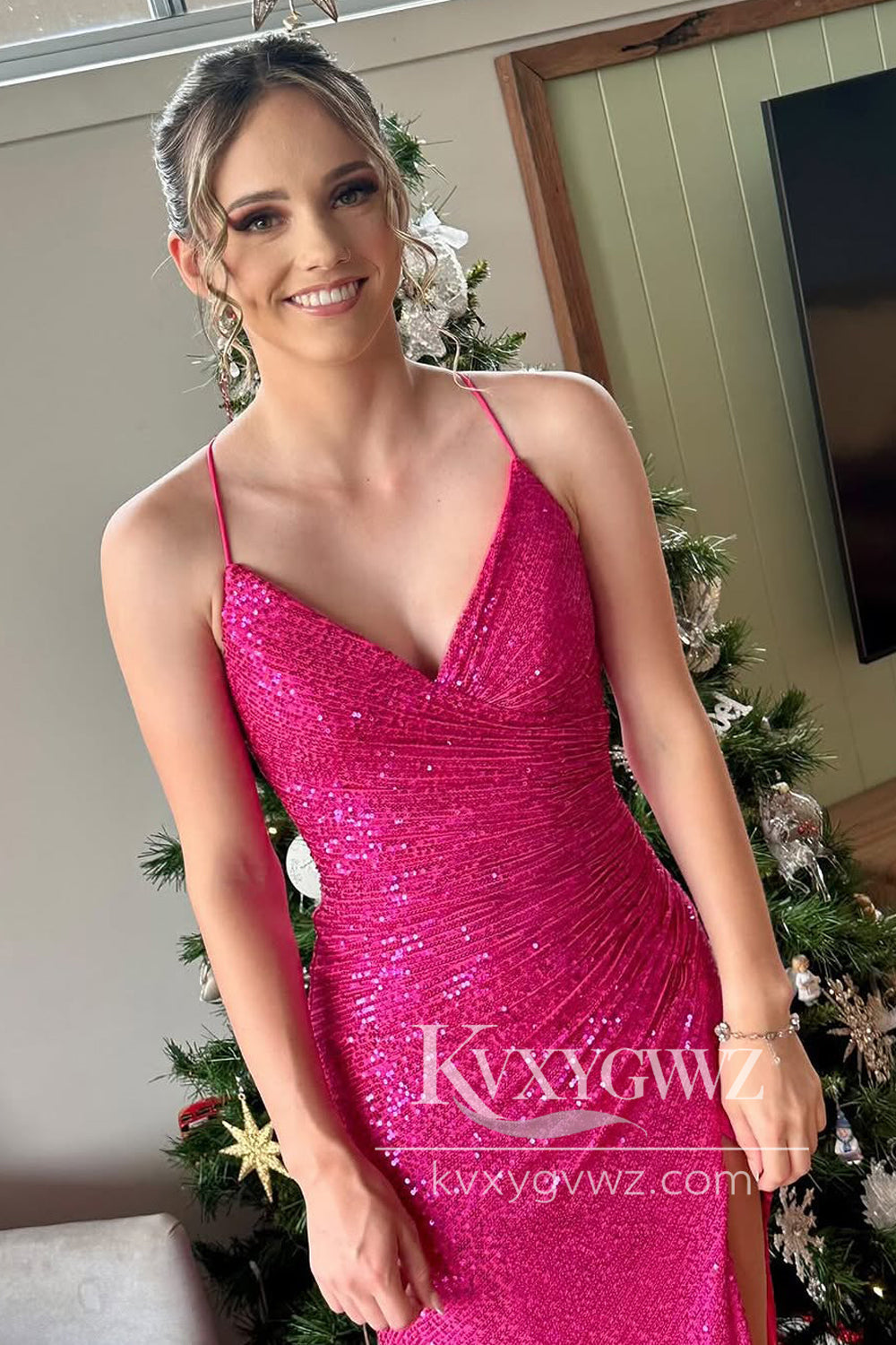 Chic Mermaid V Neck Evening Gown Fuchsia Sequins Long Party Prom Dress with Slit LF1113