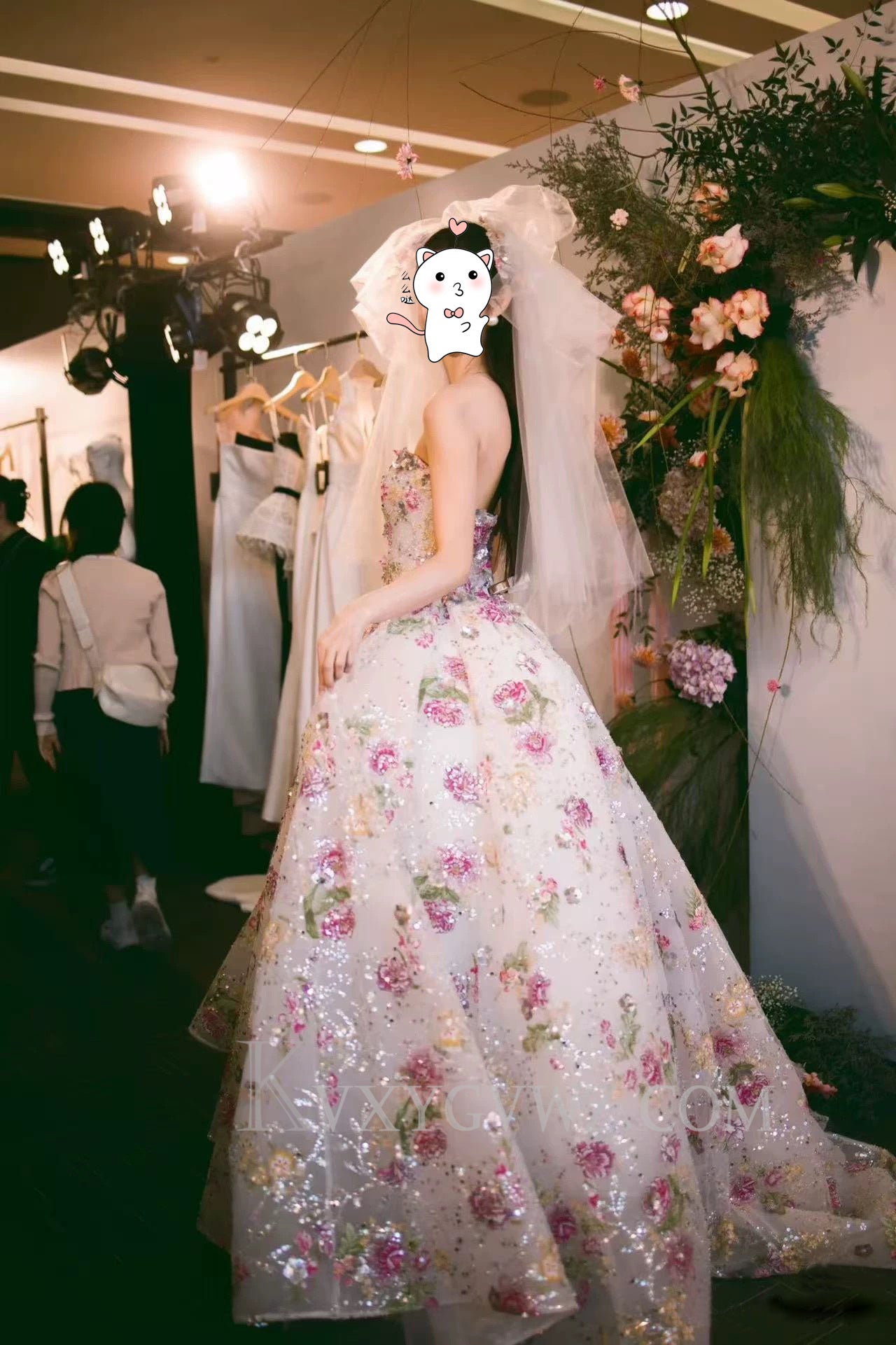 Elegant Sweetheart 3D Lace Appliqued Floor Length Prom Dress LF371