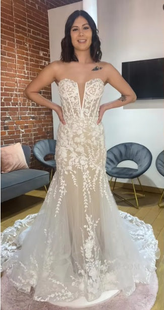 Off The Shoulder Mermaid Sweep Train Wedding Gown/Dress With Appliques HS467