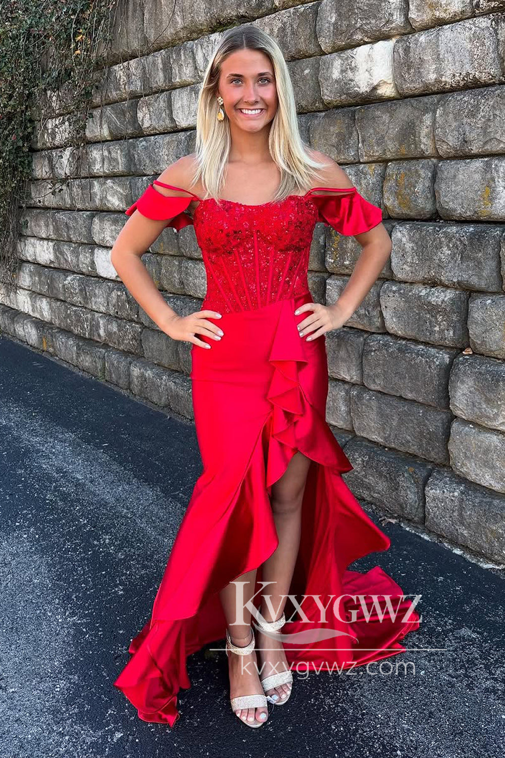 Mermaid Cold Shoulder Evening Gown Red Satin Long Prom Dress with Ruffle Slit LF1338