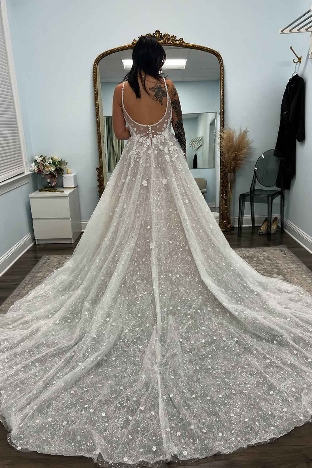 Dazzling A Line Sweetheart Tulle Lace Wedding Dresses Gown HS869