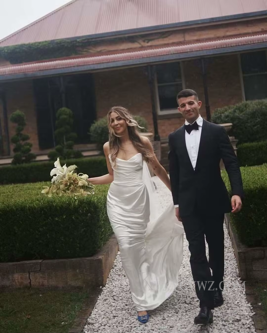 Strapless Satin Ruffles Sweep Train Wedding Gown/Dress HS408