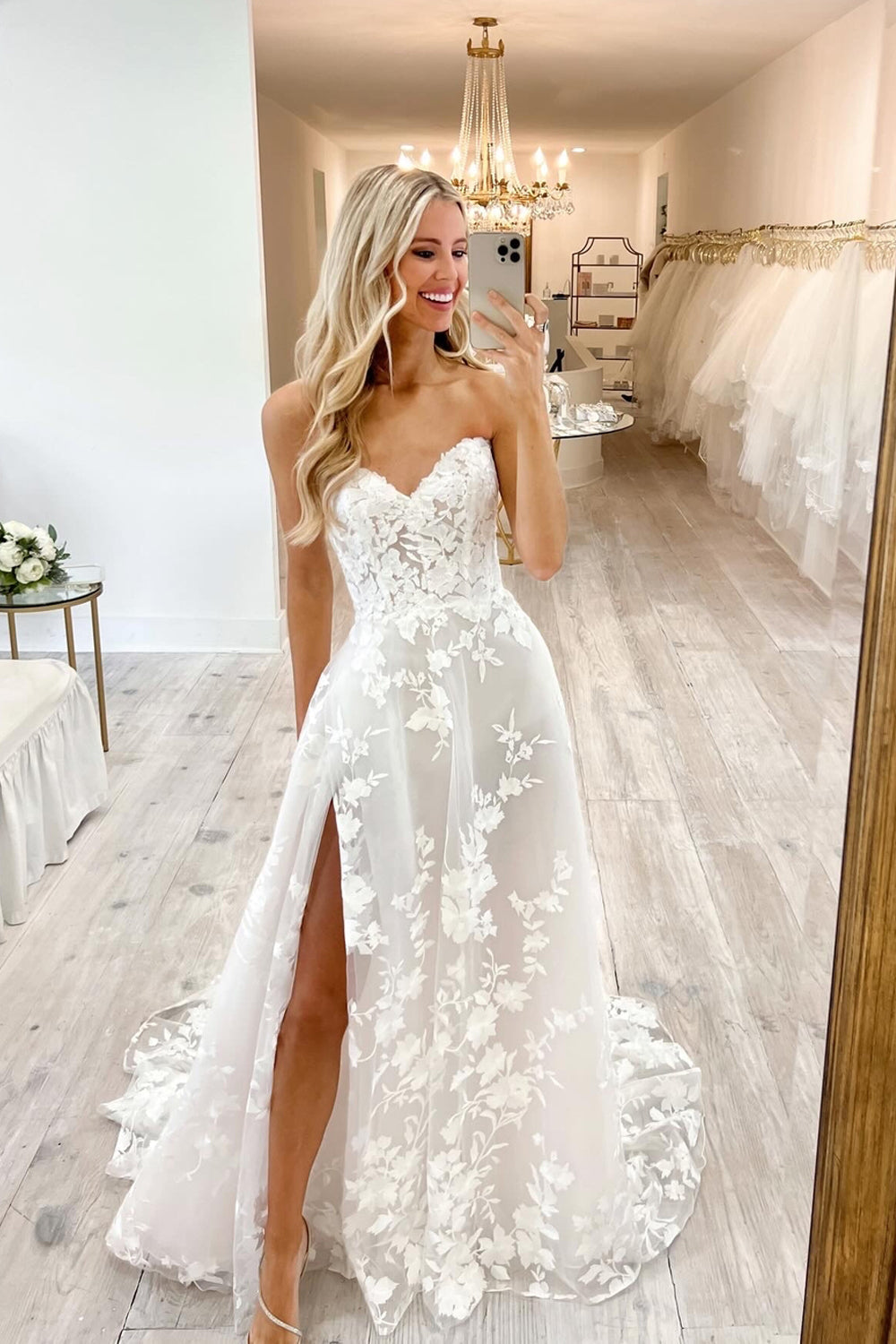 A Line Sweetheart Lace Tulle Long Wedding Dresses Gown