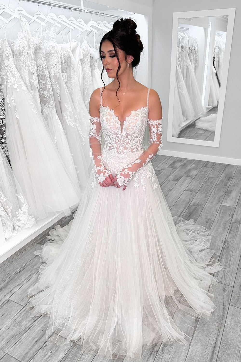 Pastoral Style A Line V Neck Tulle Wedding Dresses Gown with Long Sleeves HS862