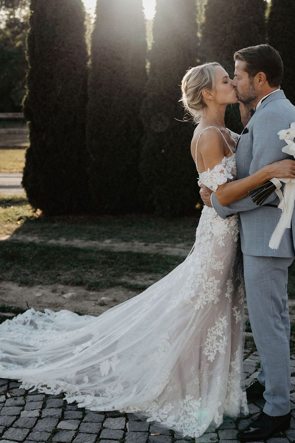 Pastoral Style Sheath Sweetheart Lace Long Wedding Dresses Gown with Appliques HS977