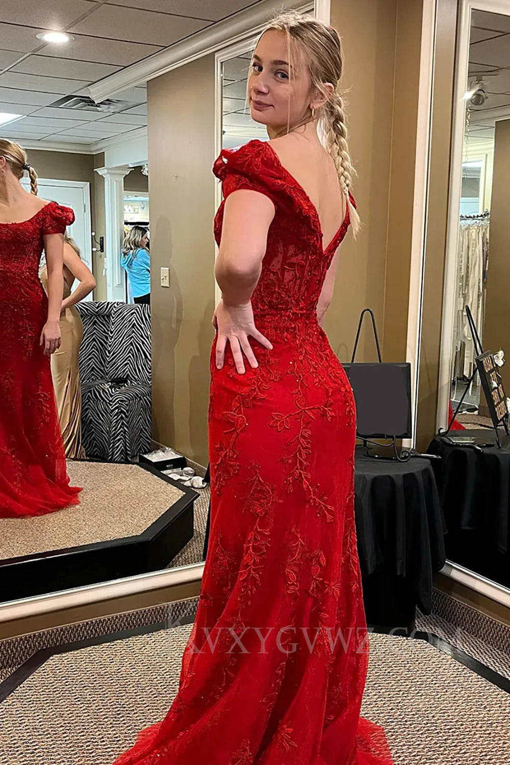 Red Appliqued Round Neck Mermaid Prom Dress with Puff Sleeves LF297