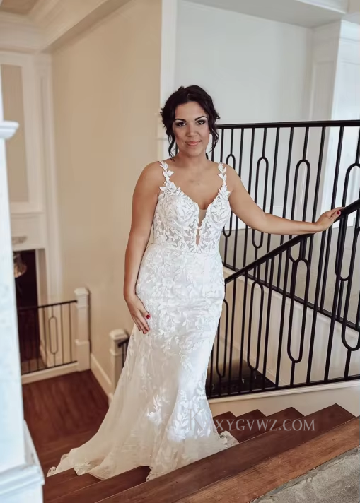 Deep V Neck Sweep Train Lace Wedding Gown/Dress With Appliques HS406