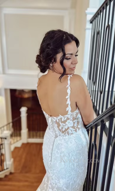 Deep V Neck Sweep Train Lace Wedding Gown/Dress With Appliques HS406