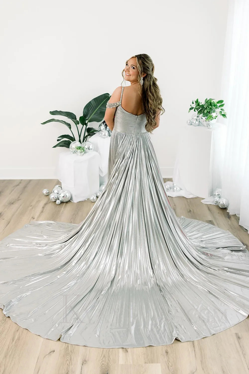 Sparkly Golden Cut Out Beaded A-Line Metallic Pleated Long Prom Dress with Slit LF033