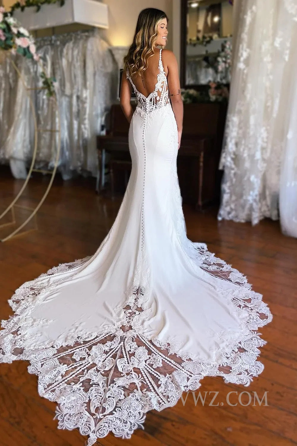 White Boho Mermaid Spaghetti Straps Long Wedding Dress with Lace HS376