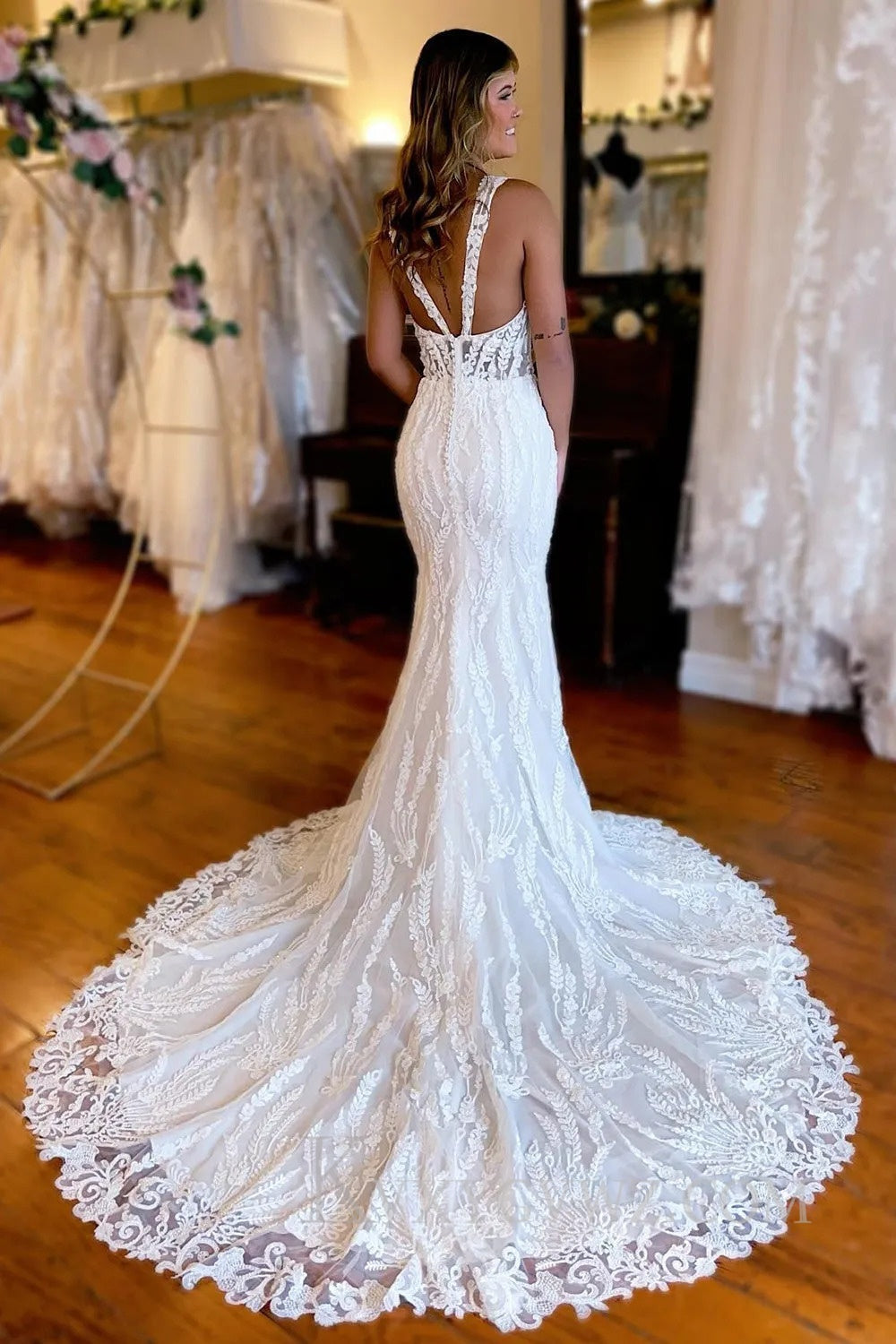White V-Neck Sheath Long Lace Wedding Dress with Slit HS385