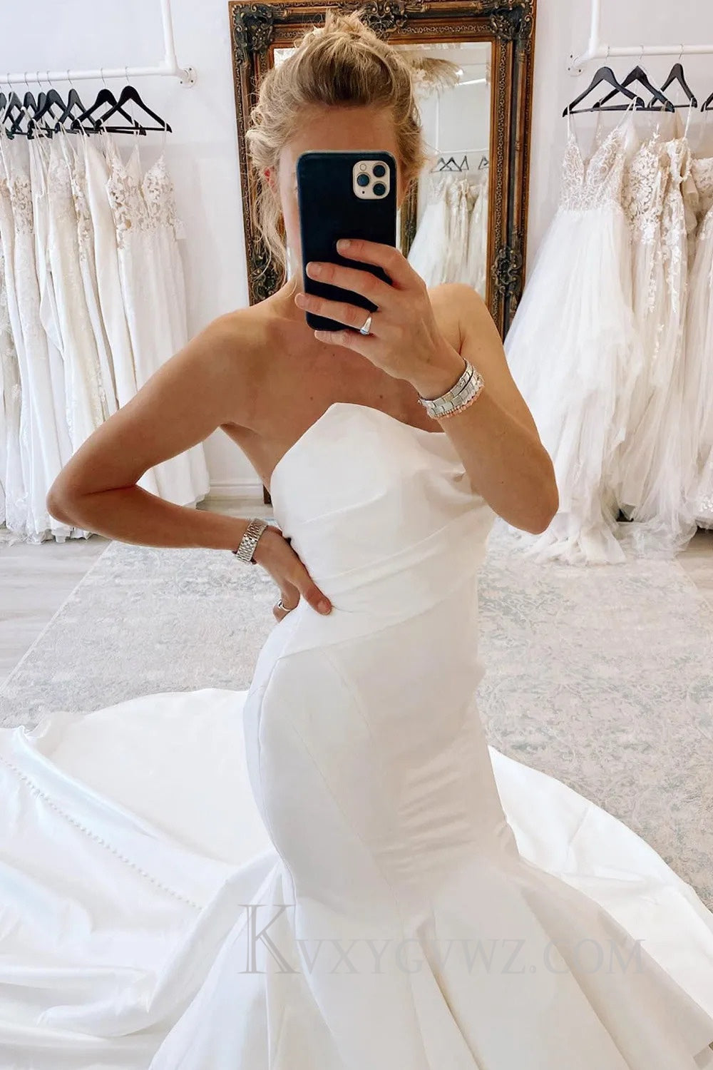 White Strapless Satin Long Mermaid Wedding Dress HS394