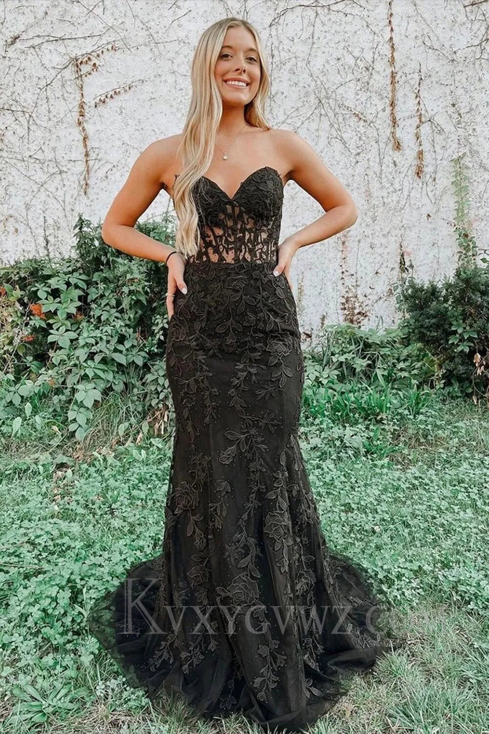 Purple Sweetheart Neck Mermaid Prom Dress With Appliques LF004