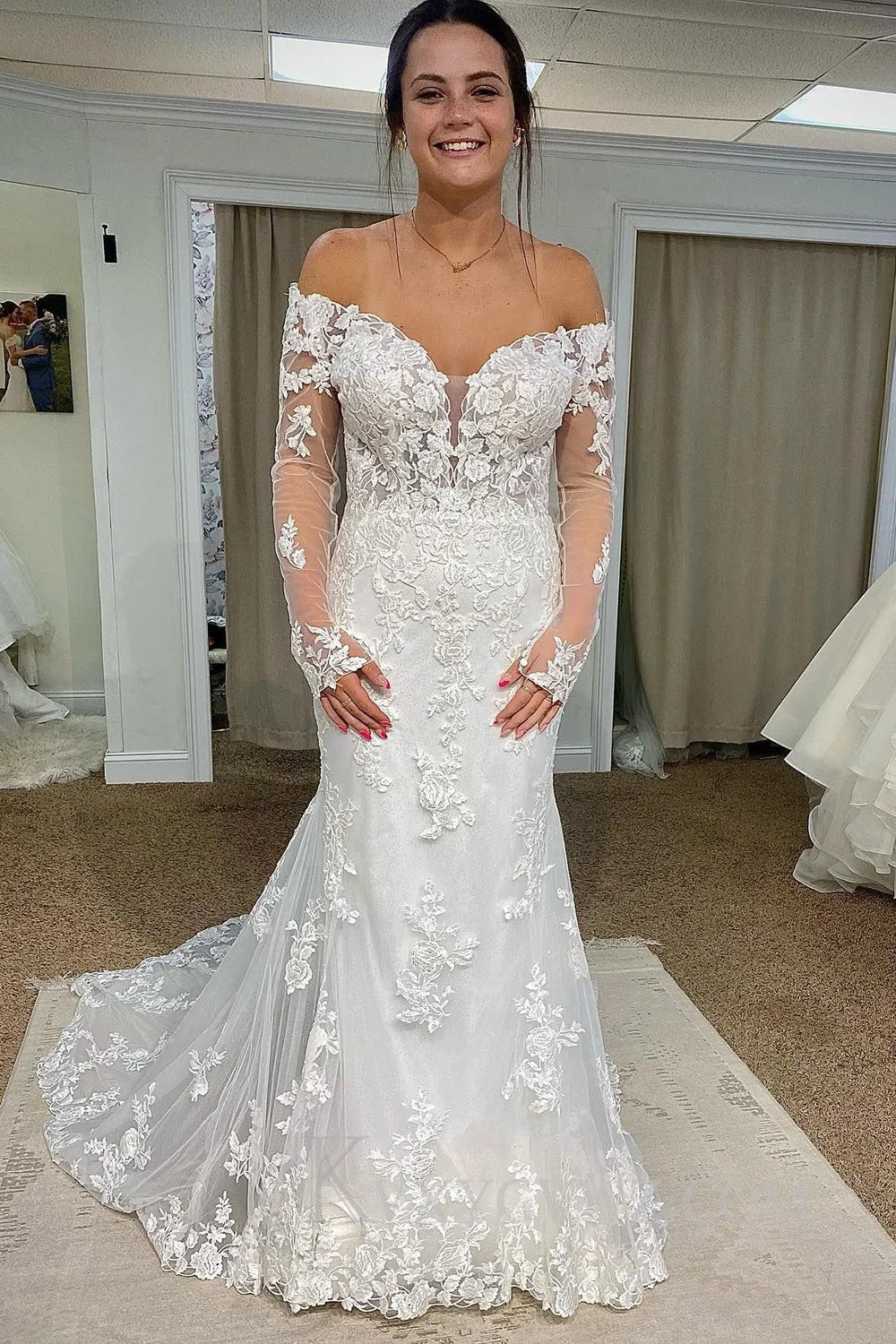 Tulle Mermaid Off The Shoulder White Long Wedding Dress with Appliques HS402