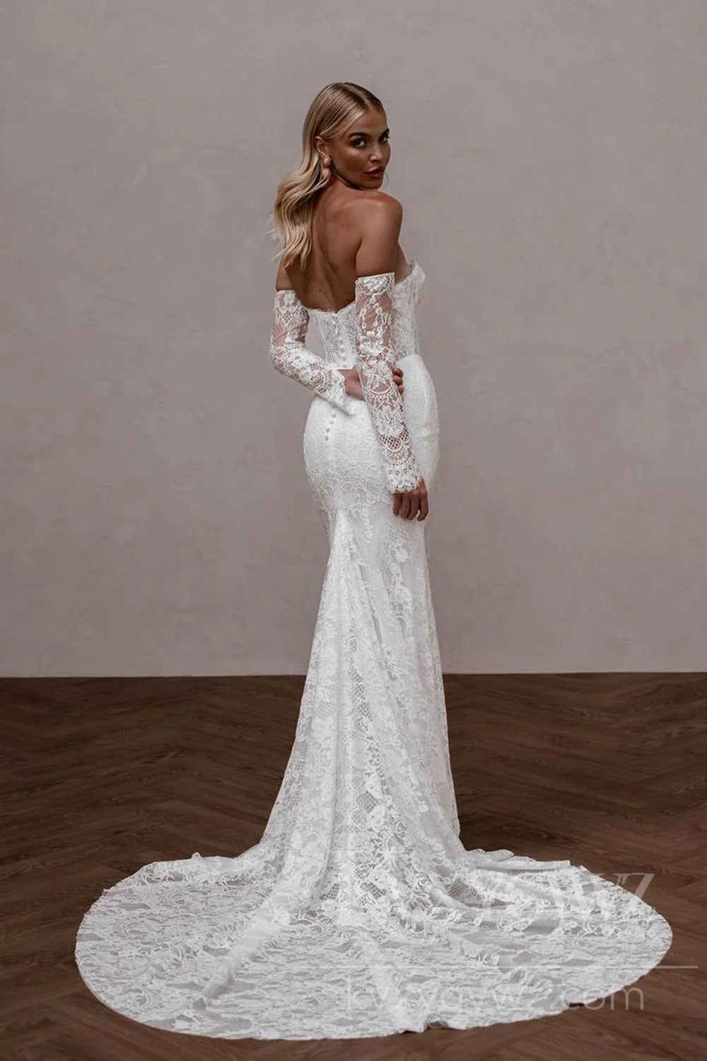 Elegant Off-Shoulder Lace Mermaid Wedding Dress with Long Sleeves Bridal Gown HS432
