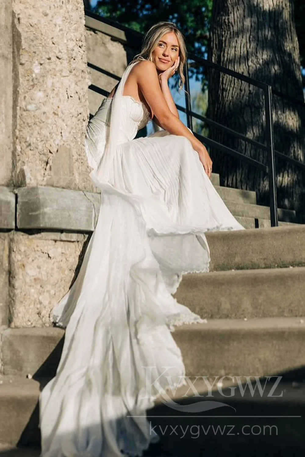 Ethereal Strapless A-Line Wedding Dress with Flowing Chiffon Bridal Gown HS450