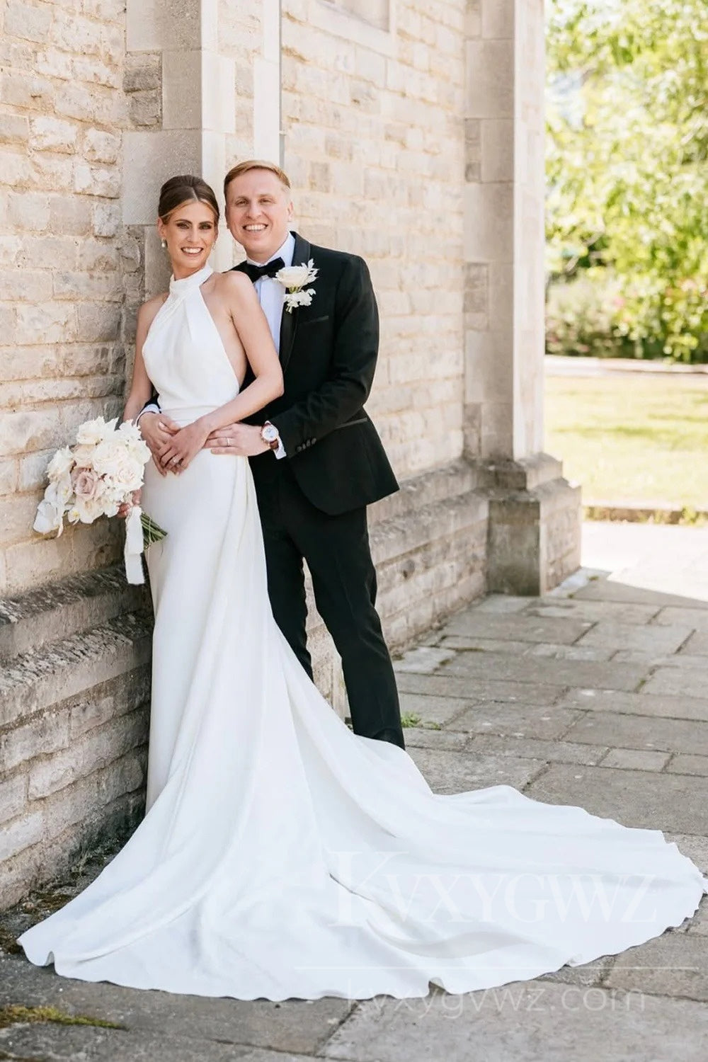 Elegant Halter Neck Satin Wedding Dress with Train Sweep Train Bridal Gown HS457