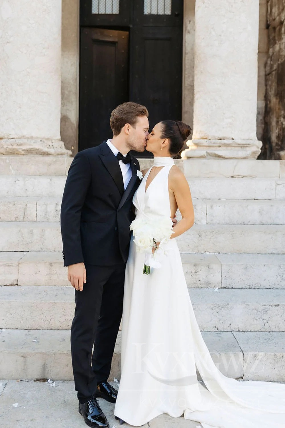 Chic Halter Neck Satin Wedding Dress with Sleek Lines Bridal Gown HS462