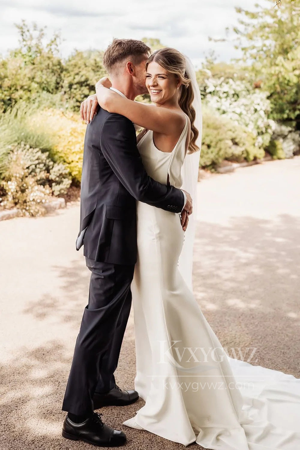 Modern Satin Mermaid Wedding Dress with V-Neckline Sweep Train Bridal Gowns HS466