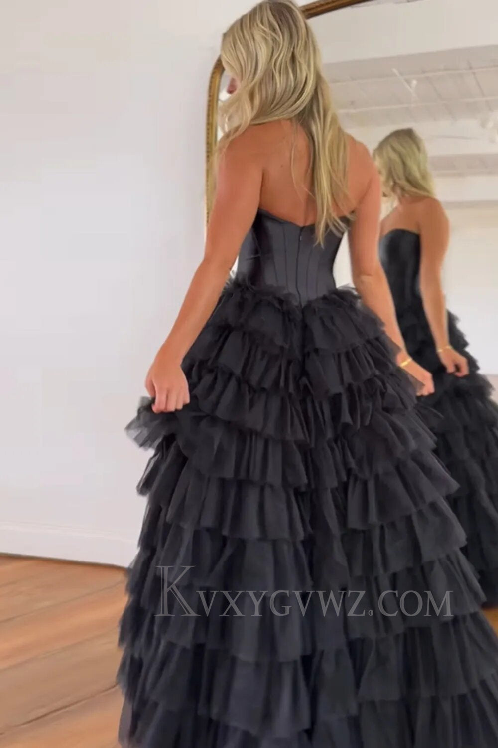 Black Corset Sweetheart A-Line Tiered Long Tulle Prom Dress with Slit LF047