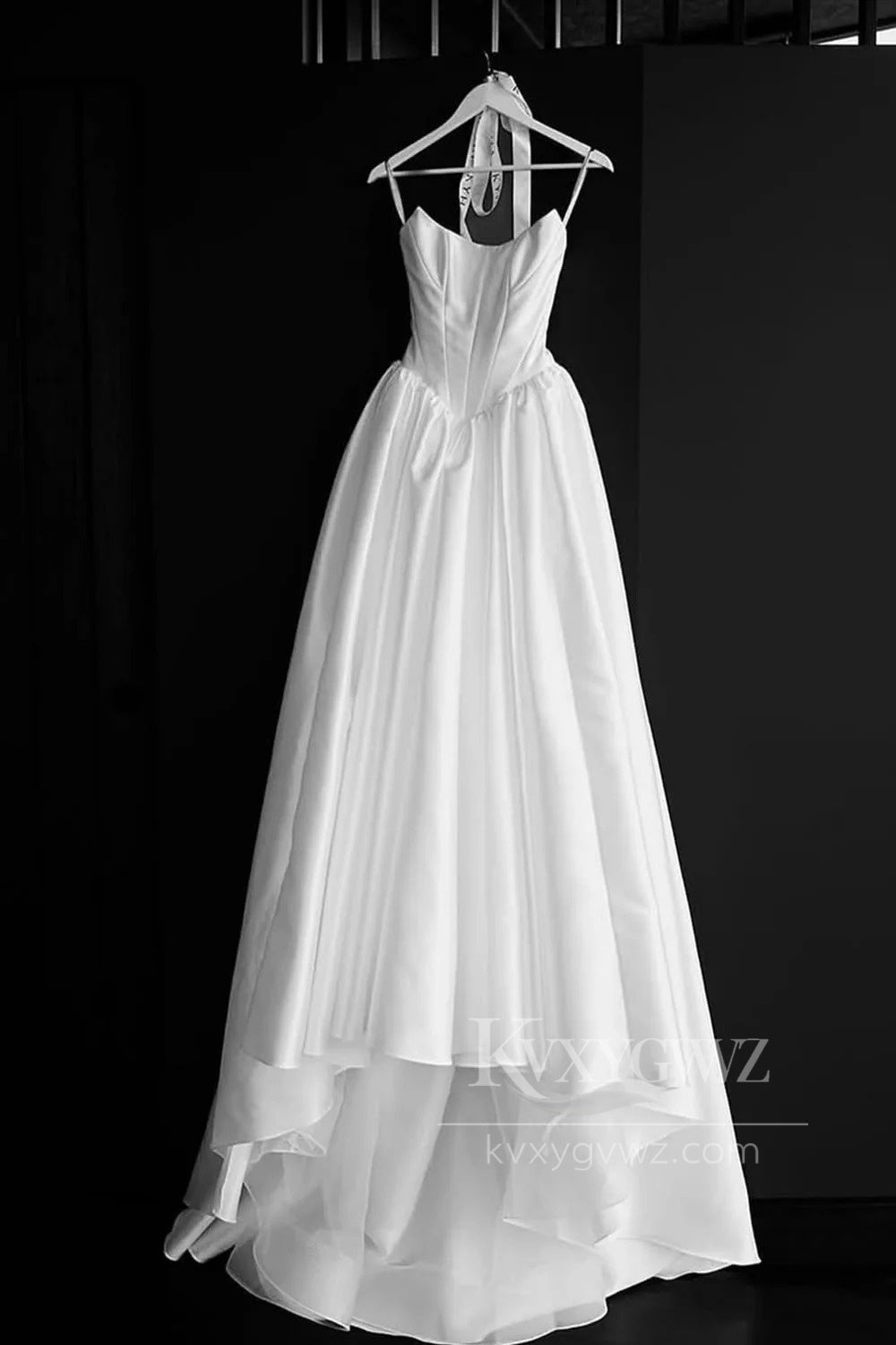 Strapless Satin Ballgown Wedding Dress with Classic Elegance Bridal Gown HS474