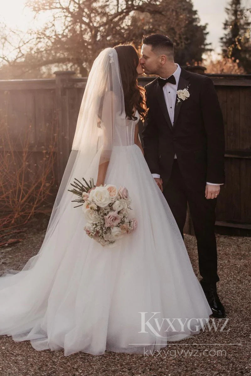 Romantic Sweetheart Tulle Wedding Dress with Corset Bodice and Train Bridal Gown HS502