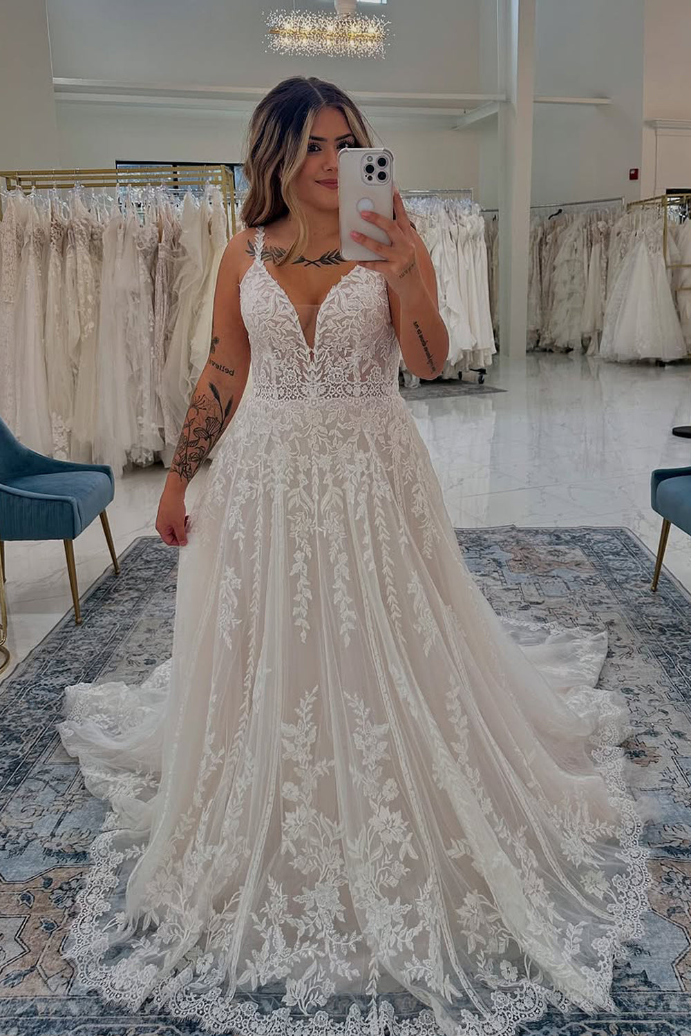 A-Line V Neck Ivory Tulle Lace Wedding Dresses Gown HS752