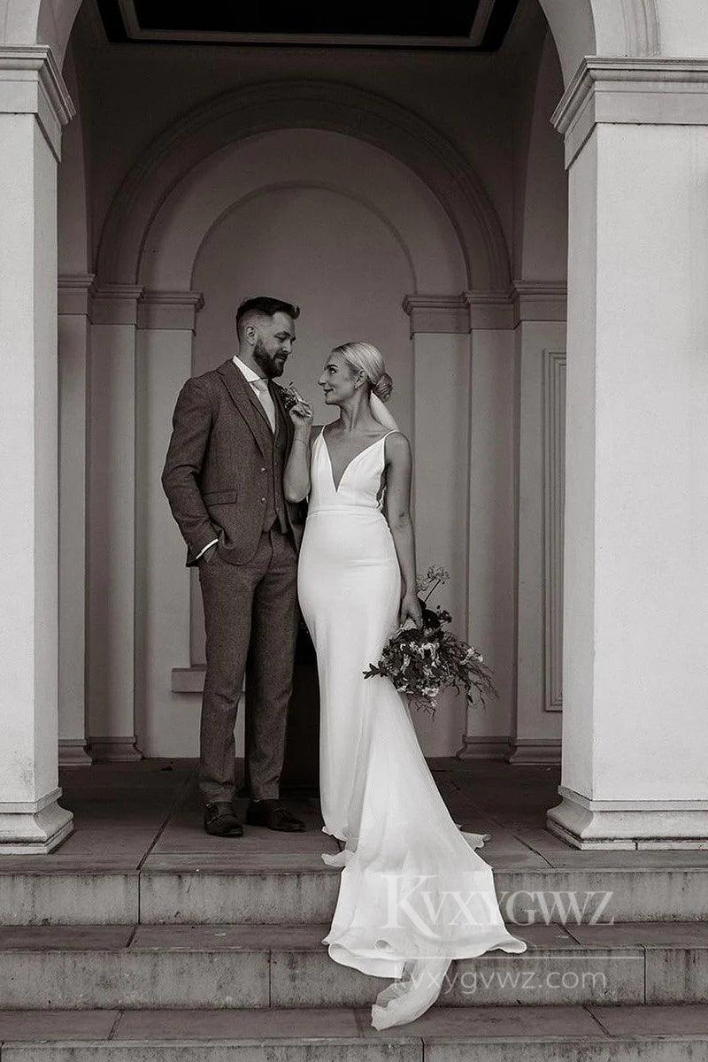 Elegant V-Neck Satin Mermaid Wedding Dress with Spaghetti Straps Bridal Gown HS522