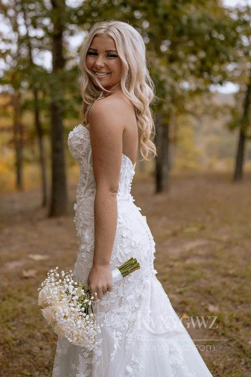 Stunning Strapless Mermaid Lace Wedding Dress with Exquisite Floral Detailing Bridal Gown HS543