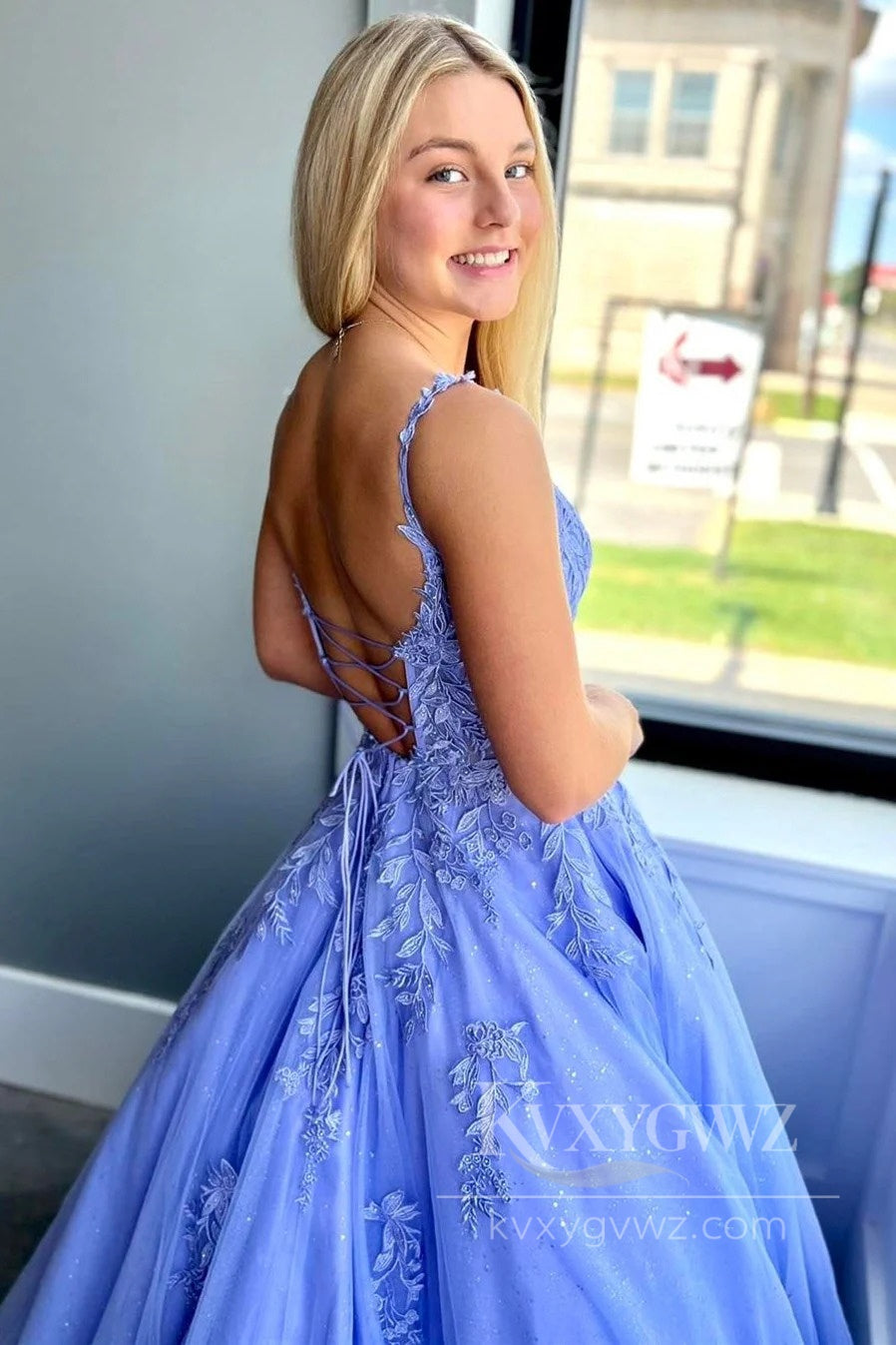 A-Line Sweetheart Periwinkle Evening Dress Tulle Appliques Long Prom Dress LF580