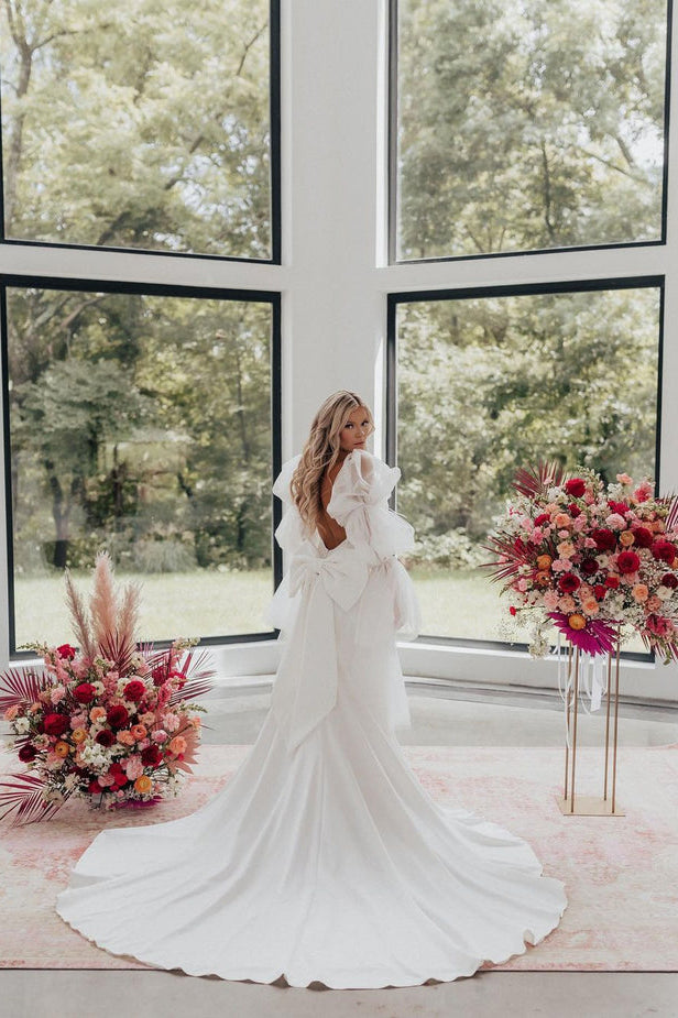 Pastoral Style Mermaid Satin Long Wedding Dresses Gown with Long Sleeves HS969