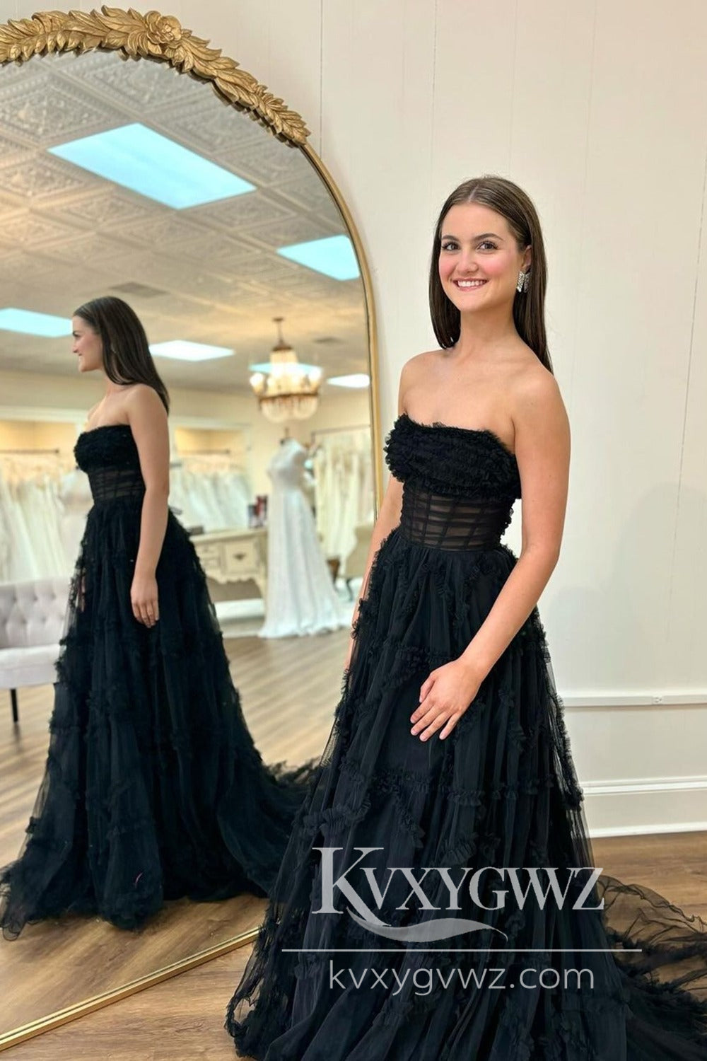 Stunning Black Sweetheart Evening Gown Black Tiered Tulle Lone Prom Dress LF622