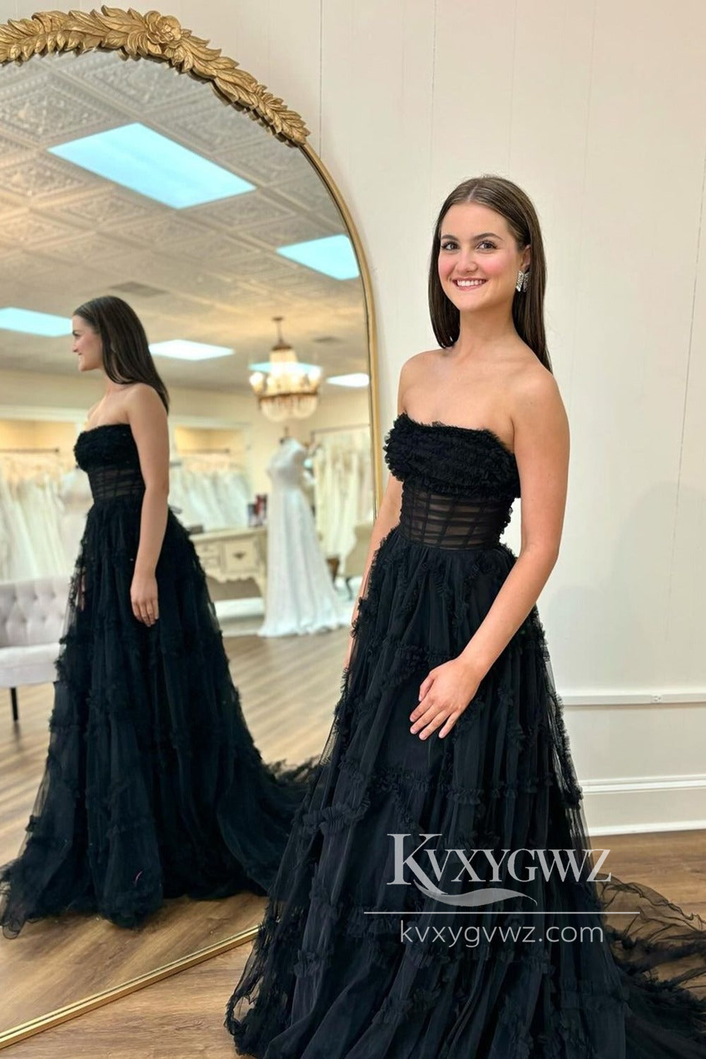 Stunning A Line Strapless Evening Gown Black Tiered Tulle Lone Prom Dress LF631