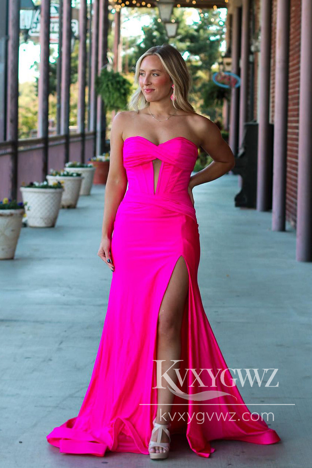 Charming Mermaid Evening Gown Sweetheart Hot Pink Satin Long Prom Dress with Slit LF680