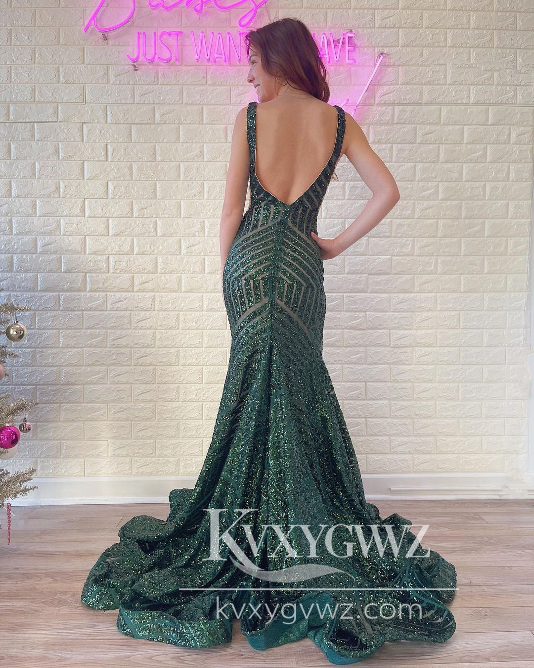 Charming Mermaid V Neck Evening Gown Dark Green Long Prom Dress LF696