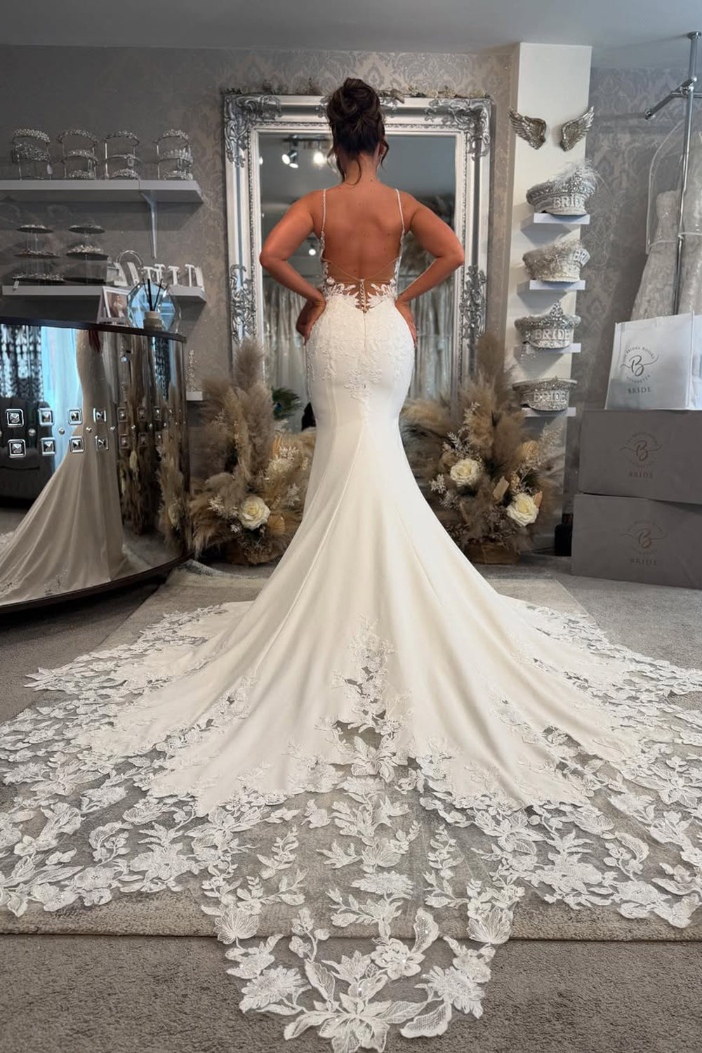 Bohemian Mermaid V Neck Satin Long Wedding Dresses Gown with Appliques HS806