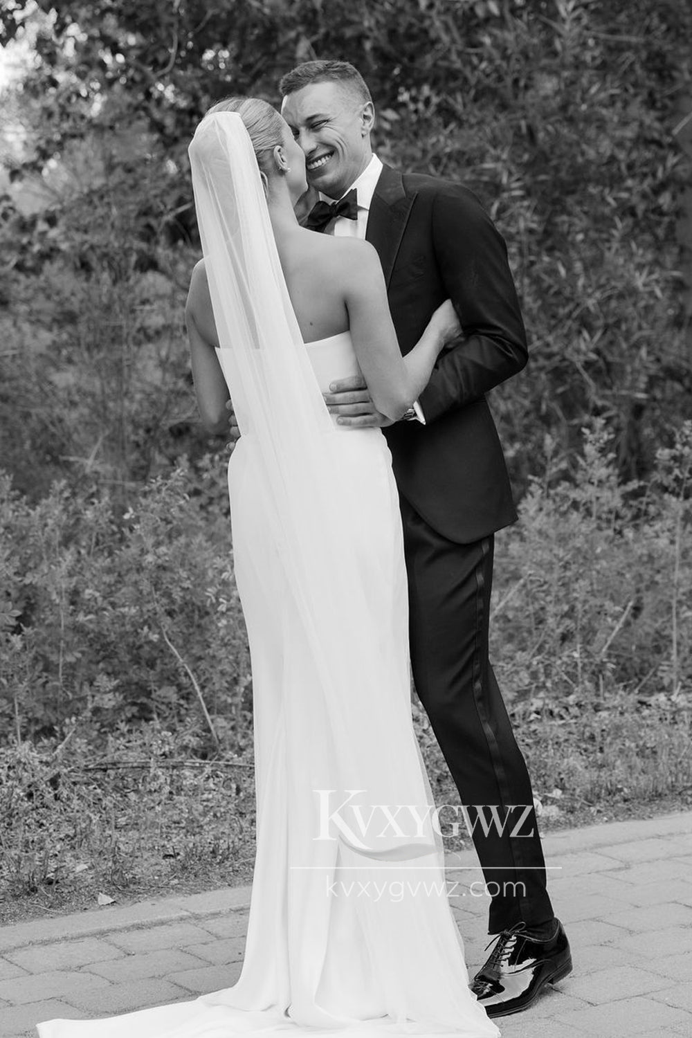 Graceful Mermaid Scoop Neck Soft Satin Long Wedding Dresses Gown With Sweep Train HS703