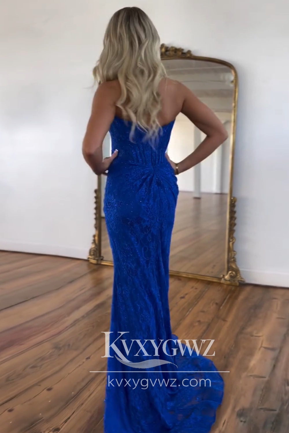 Charming Mermaid Evening Gown Scoop Neck Pink Lace Long Prom Dress with Slit LF710