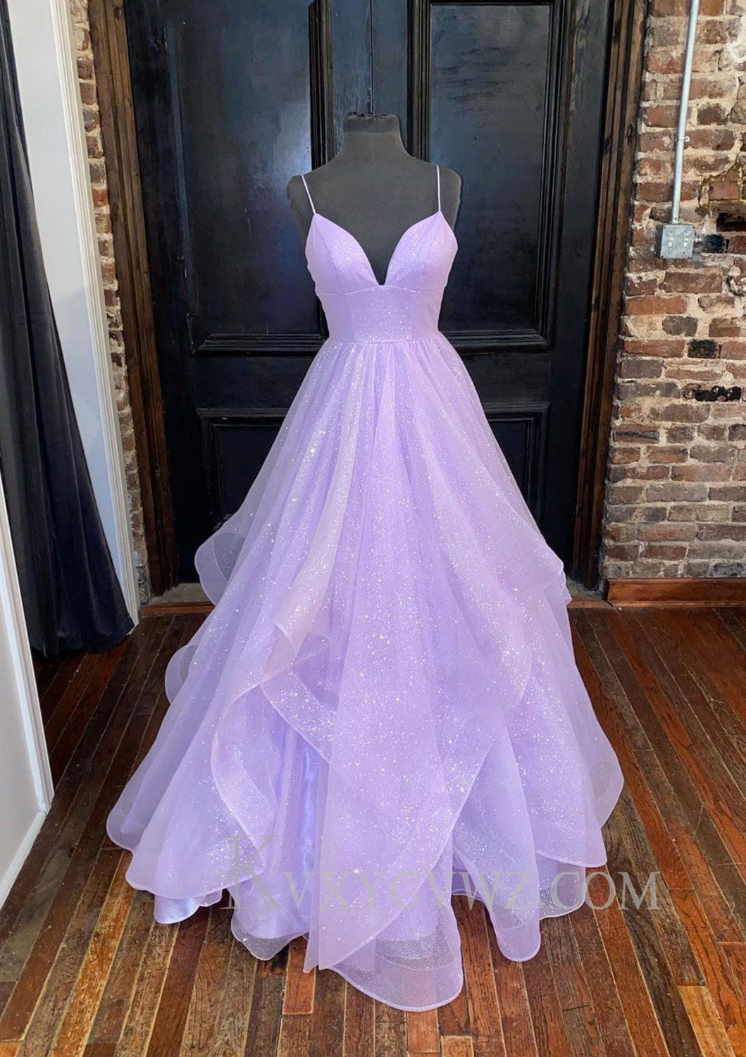 Lilac A-Line Spaghetti Straps V-neck Tulle Long Prom Dress LF072