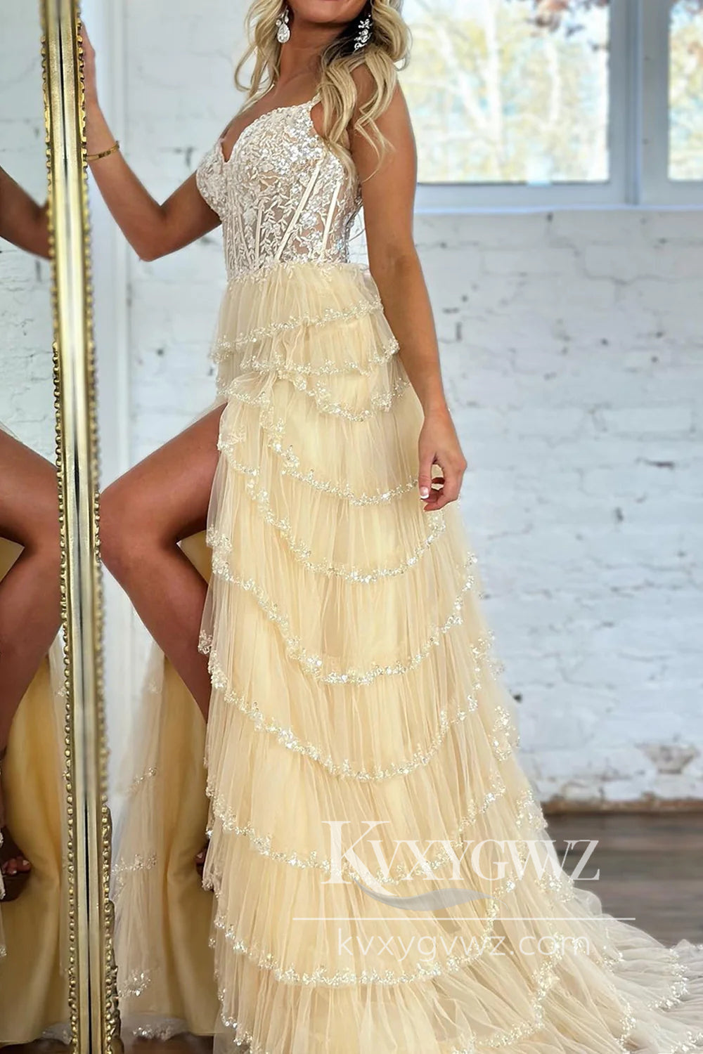 Glitter Champagne Corset Tiered Evening Gown Long Tulle Sweetheart Prom Dress with Slit LF784