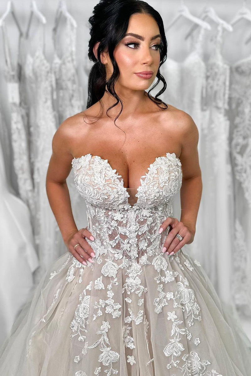 Ball Gown Sweetheart Tulle Wedding Dresses Gown with Appliques HS775