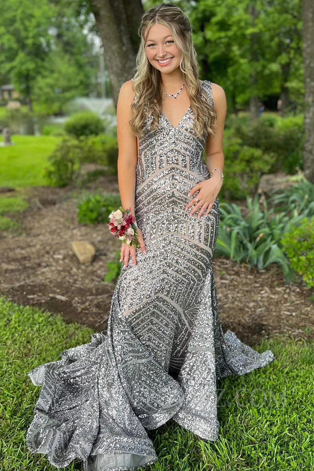 Fuchsia Deep V Neck Sequin Mermaid Prom Dress LF008