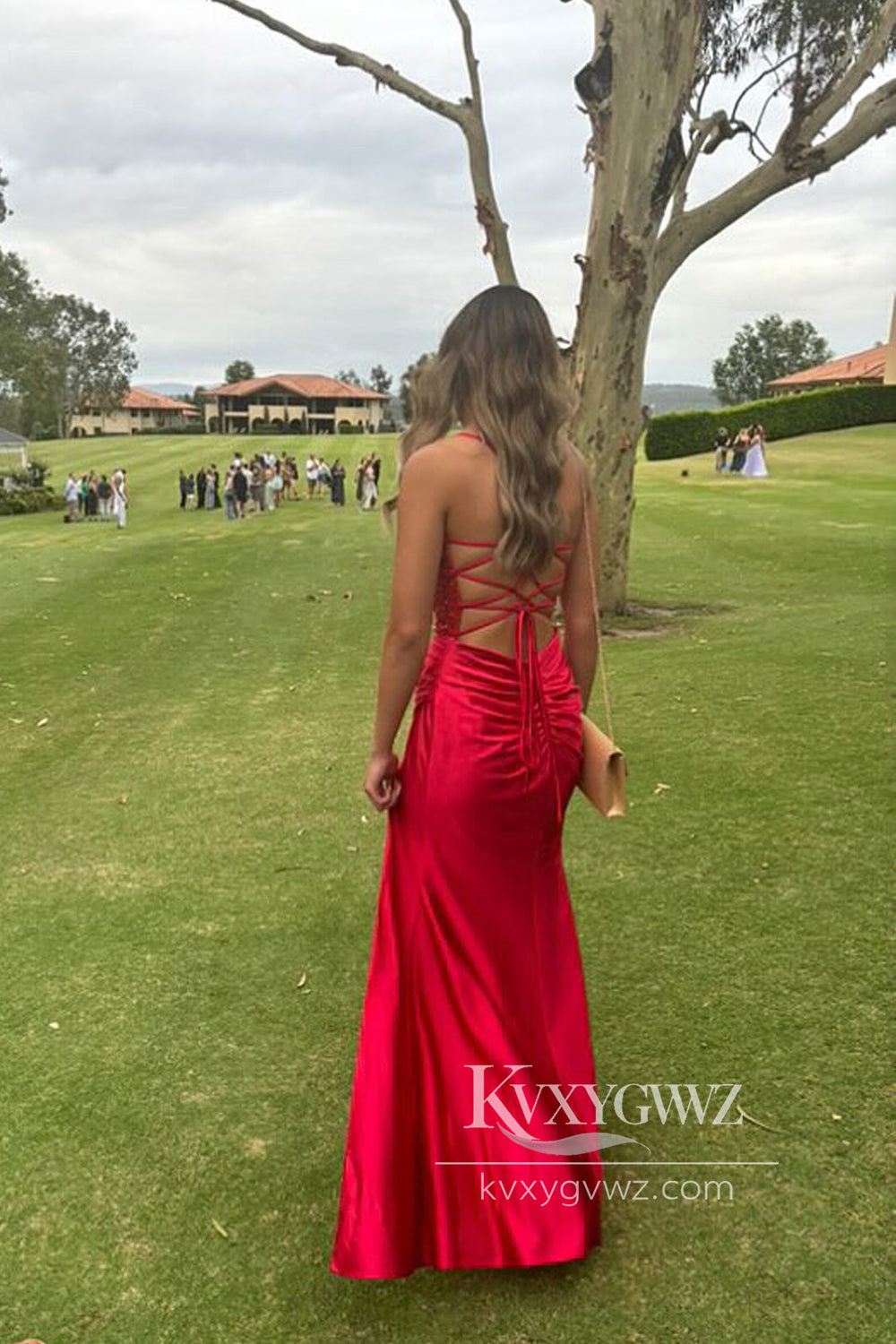Stunning Mermaid Scoop Neck Evening Gown Red Satin Slit Prom Dress with Appliques LF824