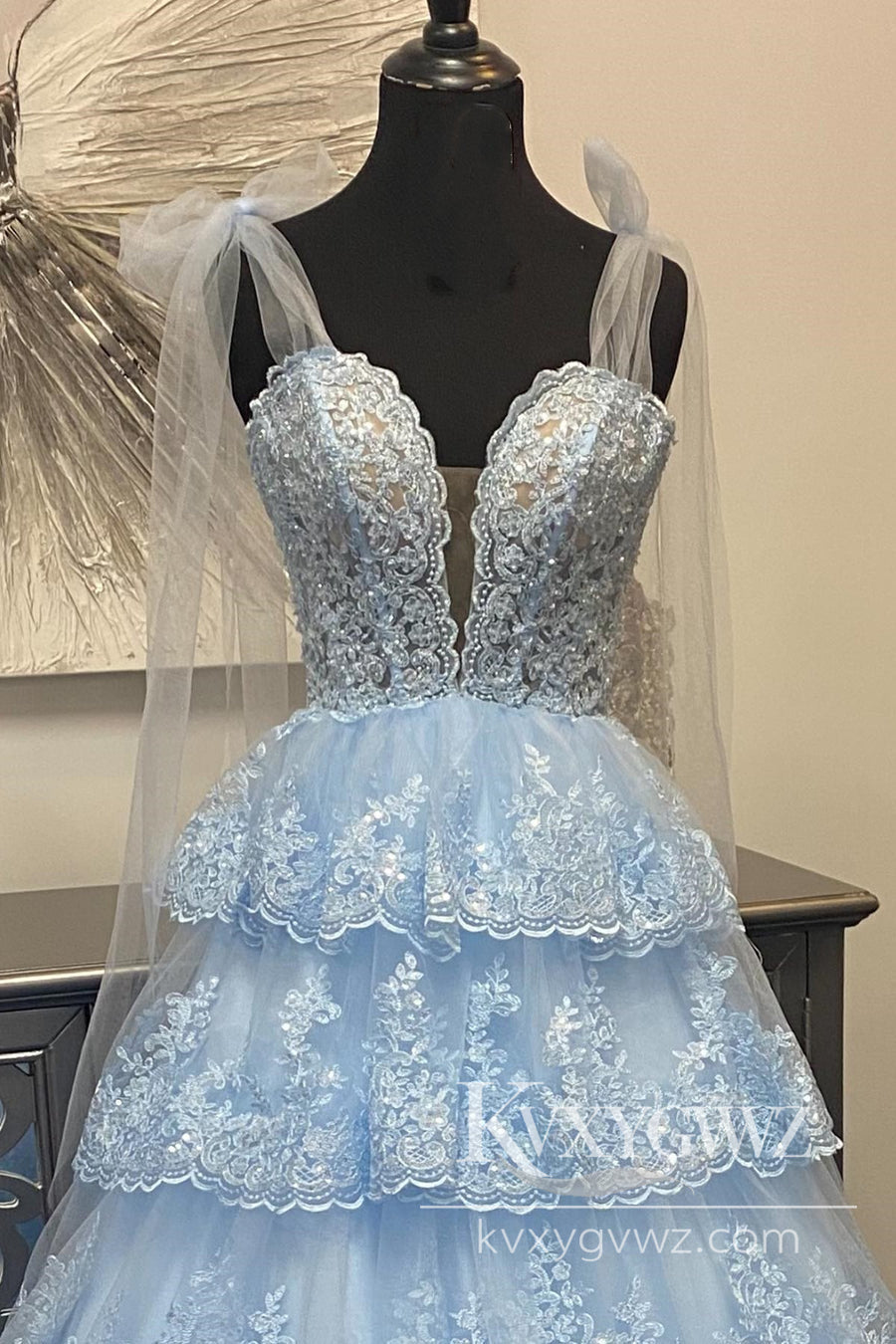 Light Blue Tulle Appliques Evening Gown Tying Strap Ruffle Tiered Long Prom Dress LF839