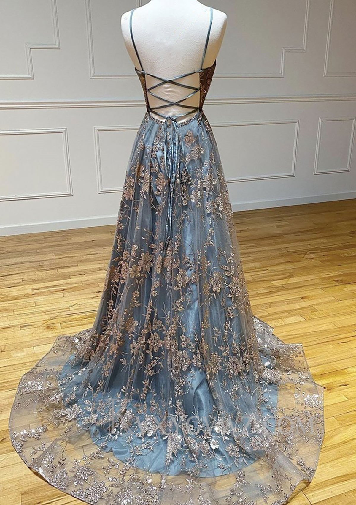 A-line V Neck Sleeveless Sweep Train Tulle Satin Prom Dress With Appliqued Split LF088