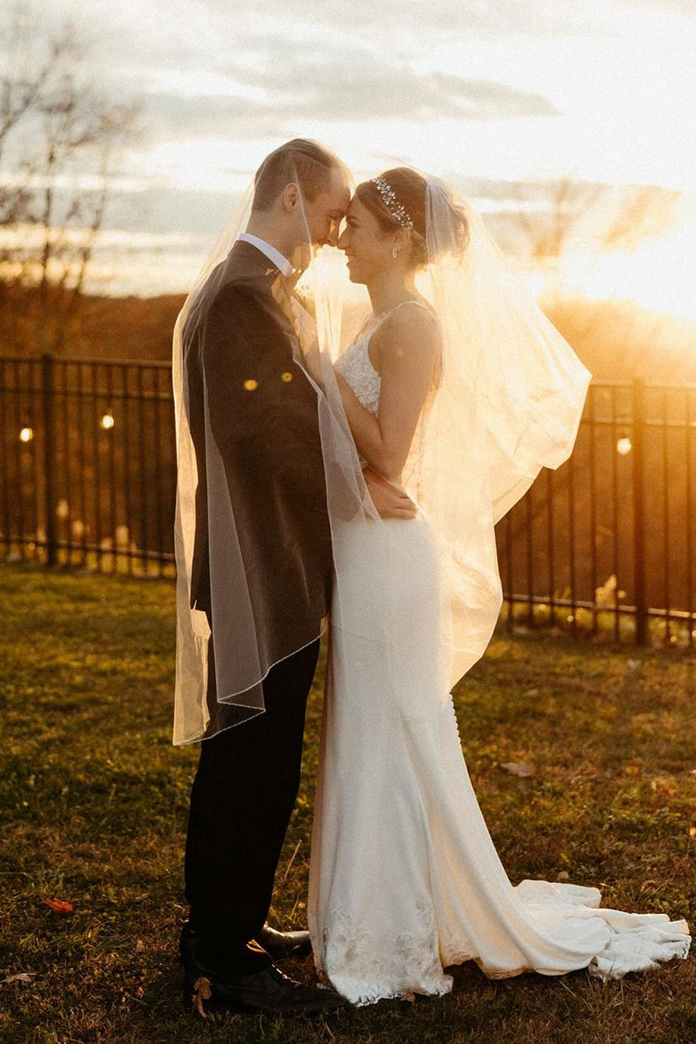 Glamorous Mermaid V Neck White Elastic Satin Wedding Dresses Gown with Appliques HS854